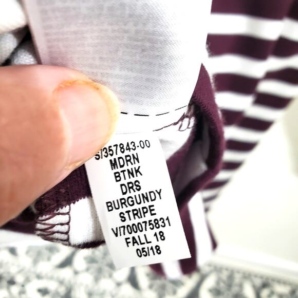 Gap Boatneck Dress Burgundy/White Stripe 3/4 Sleeve Fitted Size Small Petite NWT - Picture 11 of 12